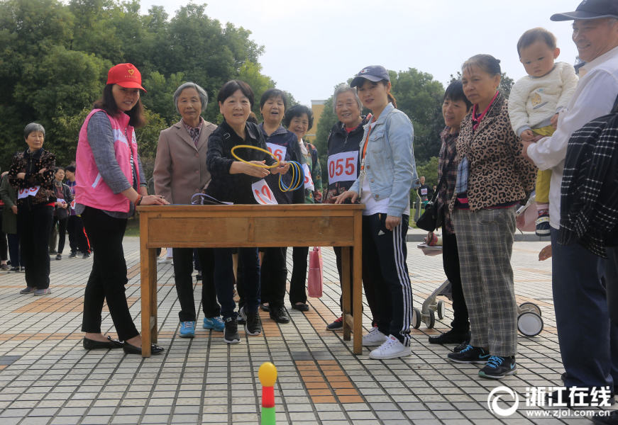 战神诸神黄昏兑换码兑换完后在哪找